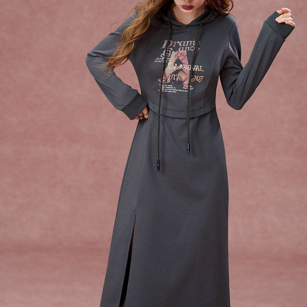 
                  
                    ELFSACK 2024 Autumn New Arrivals Hooded printed long sleeved hoodie dress for women, split waist dress
                  
                