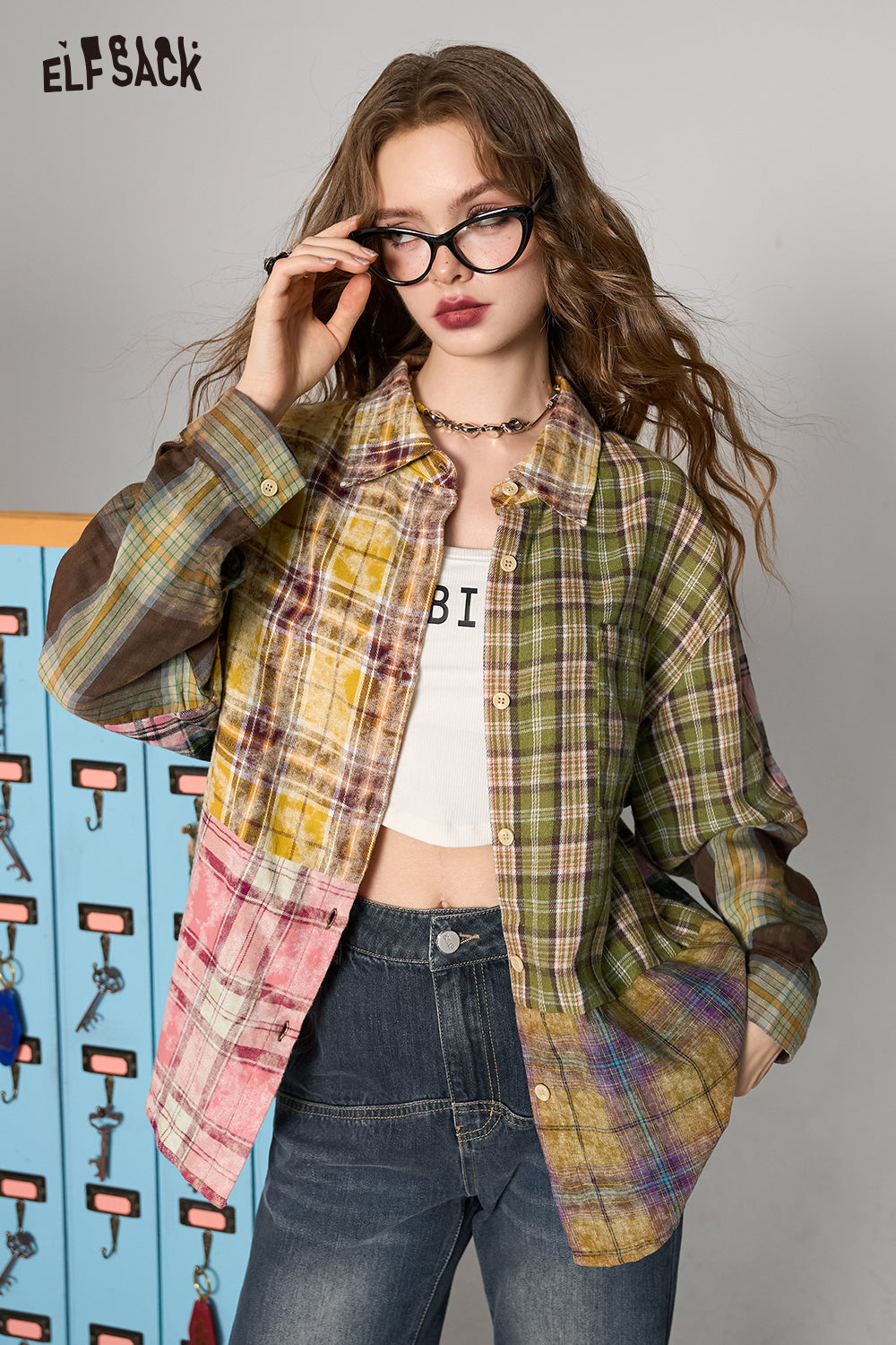 ELFSACK 2024 Autumn New Arrive Colorful plaid retro American deconstructed patchwork shirt jacket for women