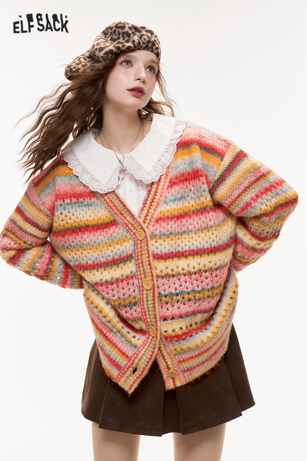 ELFSACK 2024 Autumn New Arrivals Rainbow V-neck hollow sweet sweater cardigan for women