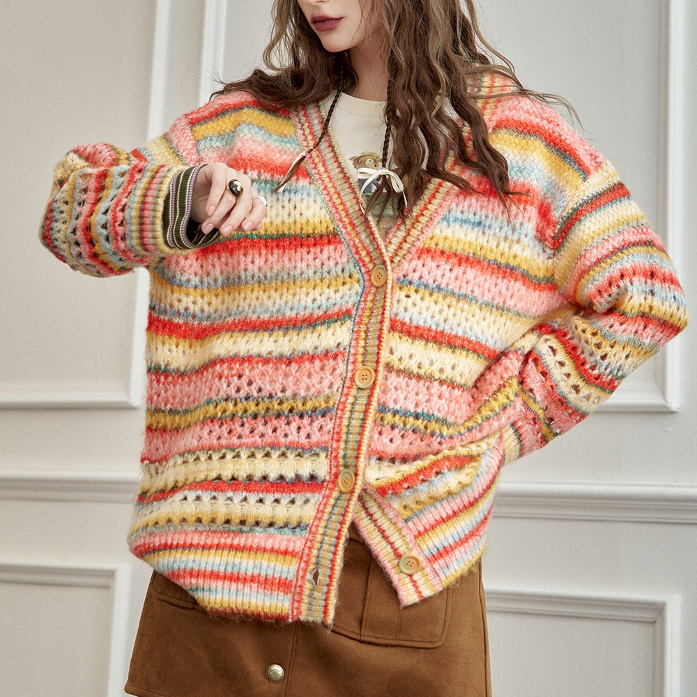 ELFSACK 2024 Autumn New Arrivals Rainbow V-neck hollow sweet sweater cardigan for women