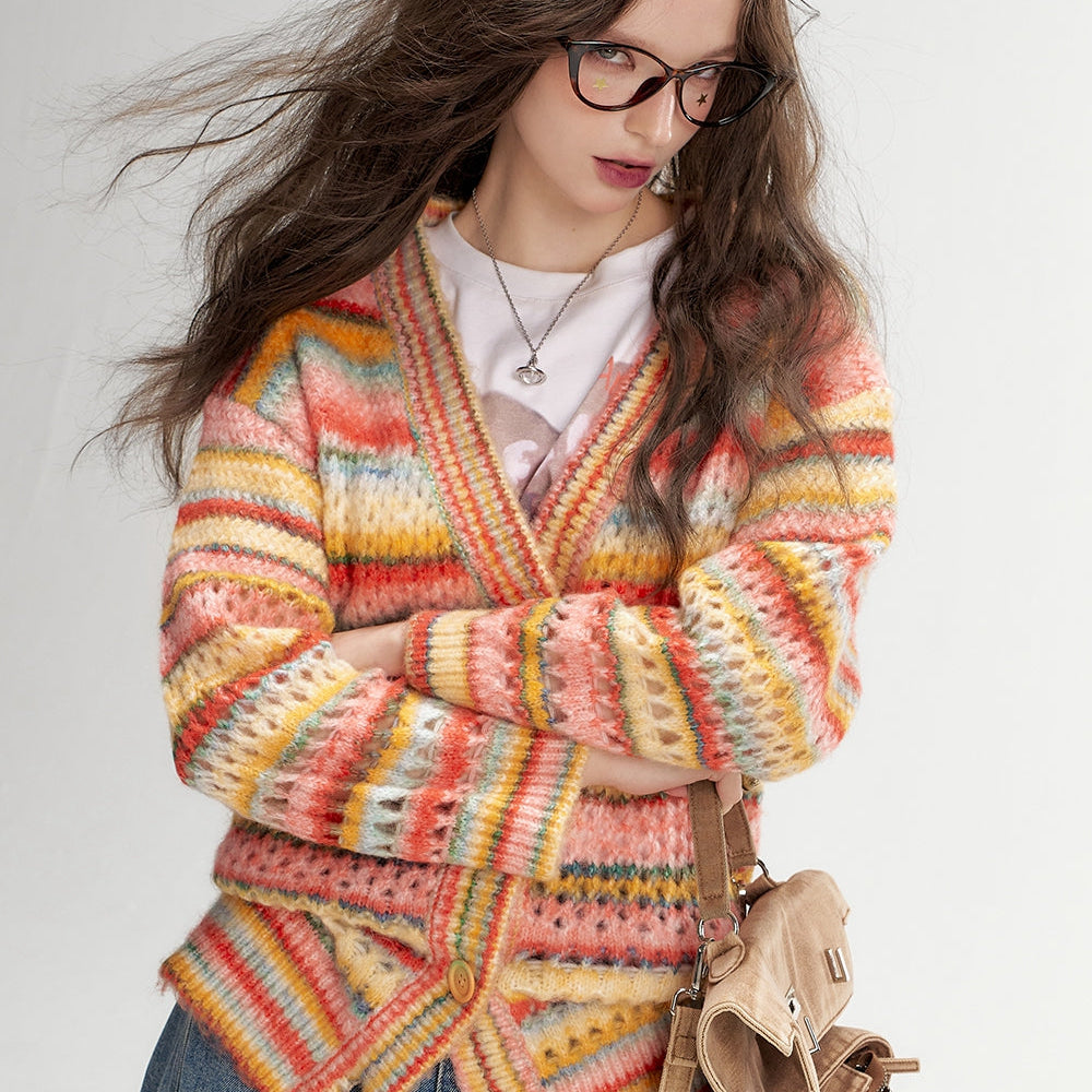 
                  
                    ELFSACK 2024 Autumn New Arrivals Rainbow V-neck hollow sweet sweater cardigan for women
                  
                