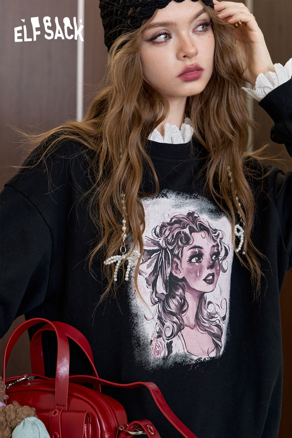 ELFSACK Lace stitched casual printed round neck hoodie, loose fit and slimming top