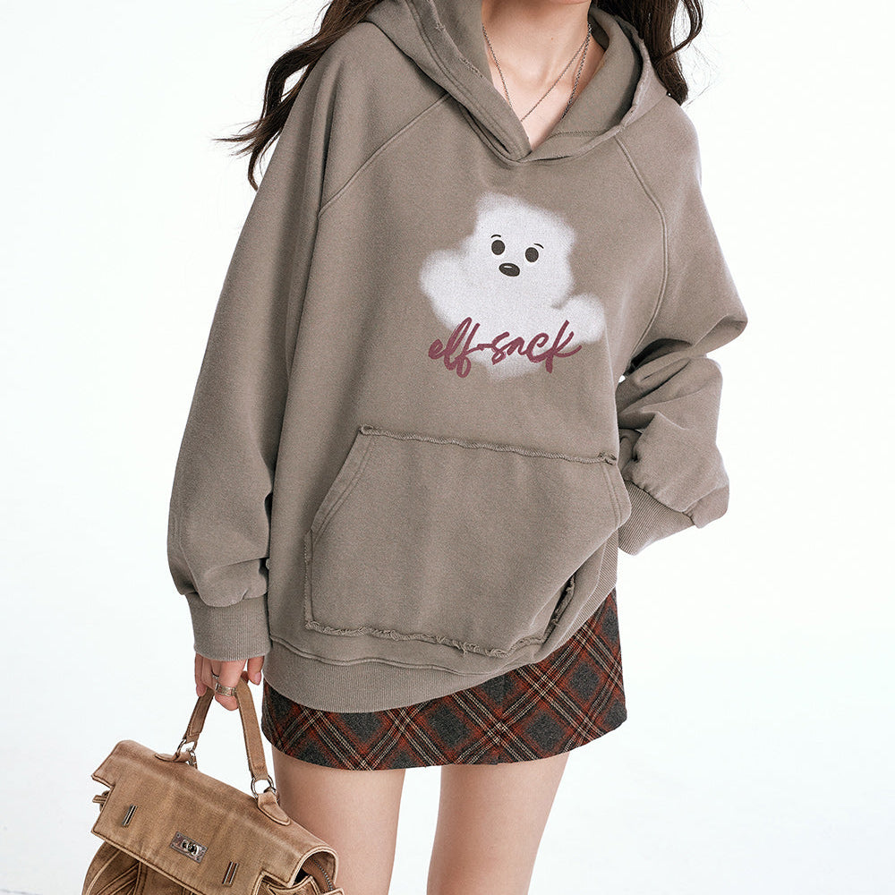 
                  
                    ELFSACK 2024 Autumn New Arrivals Retro Print Casual Hoodie for Women Loose Thin Sweatshirt
                  
                