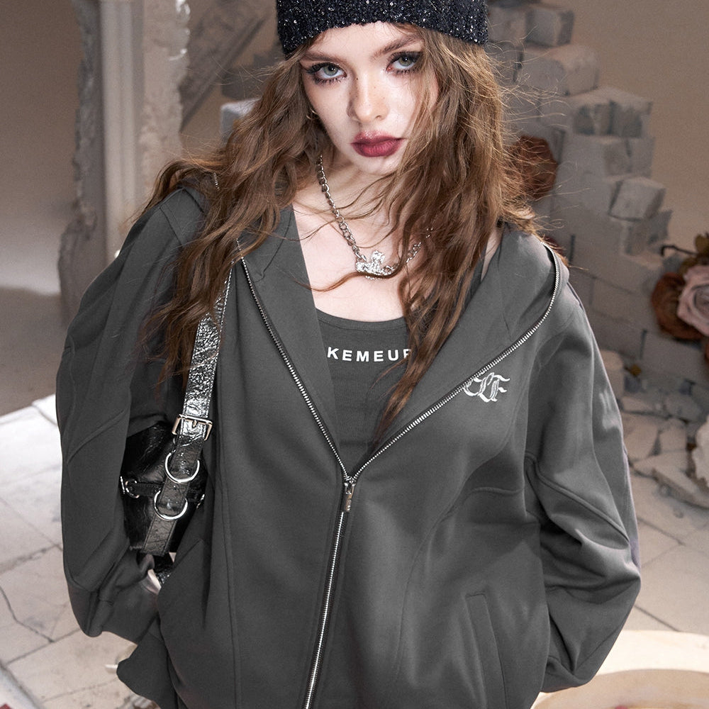 
                  
                    ELFSACK 2024 Autumn New Arrivals Silver Butterfly Print Loose Deconstructed Hooded Sweatshirt Zipper Short Jacket for Women
                  
                