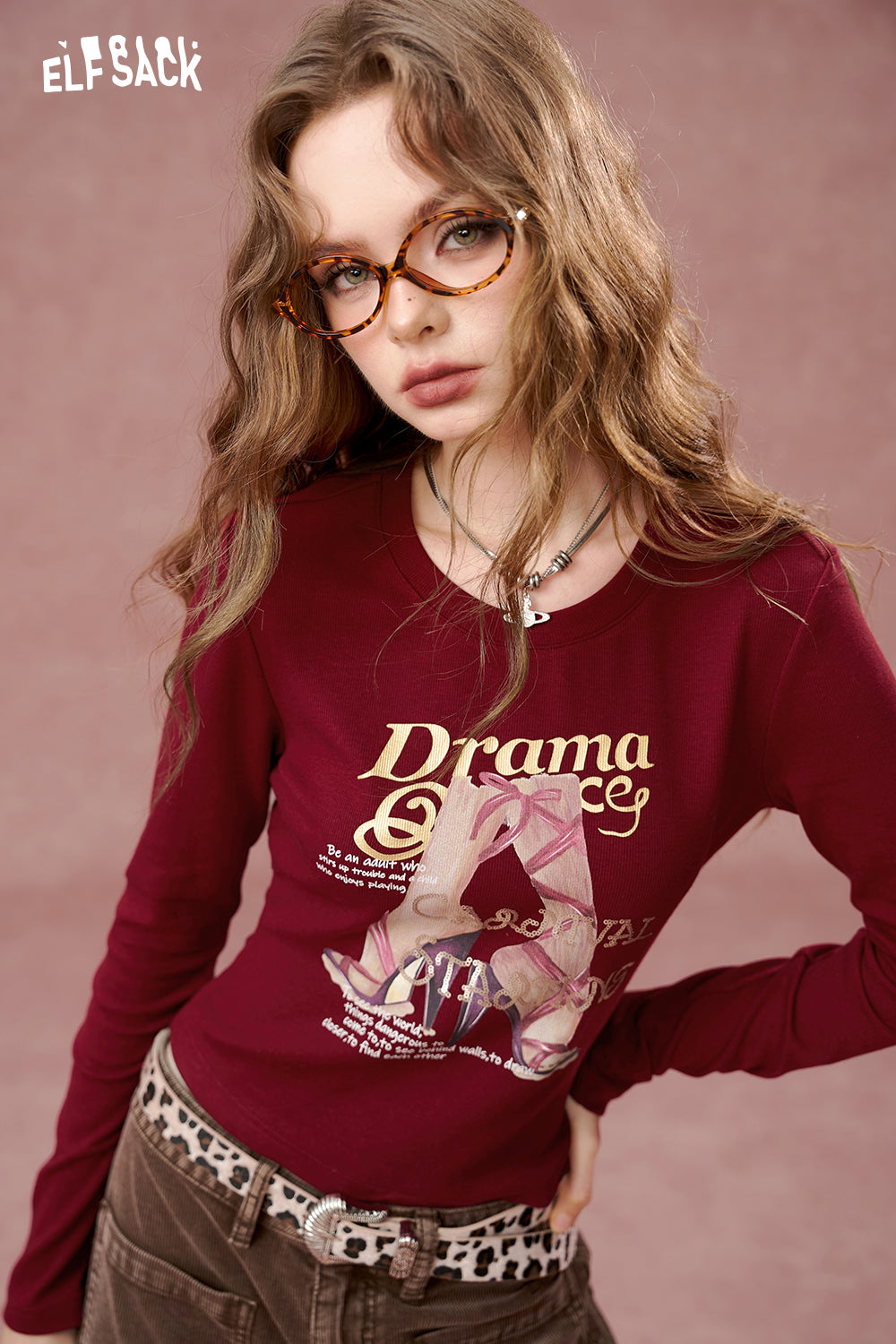 ELFSACK Retro Print Slim Fit Long Sleeve Cropped T-Shirt Women
