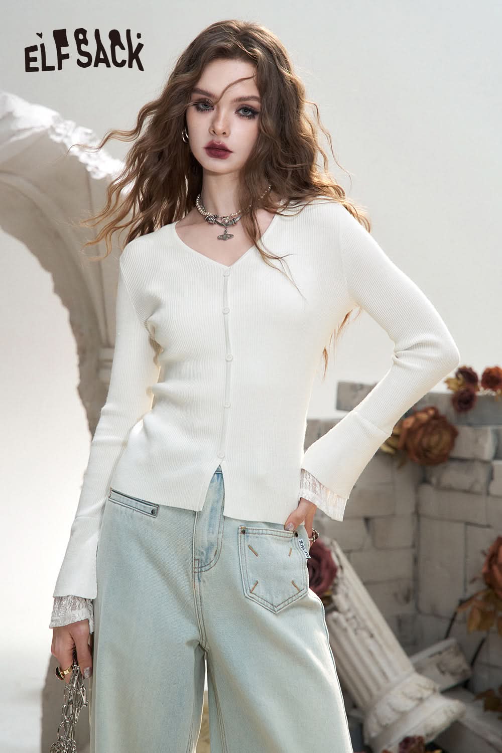 ELFSACK Mysterious Lace Stitching Black V-Neck Slim-Fit Trumpet Sleeve Knit Cardigan