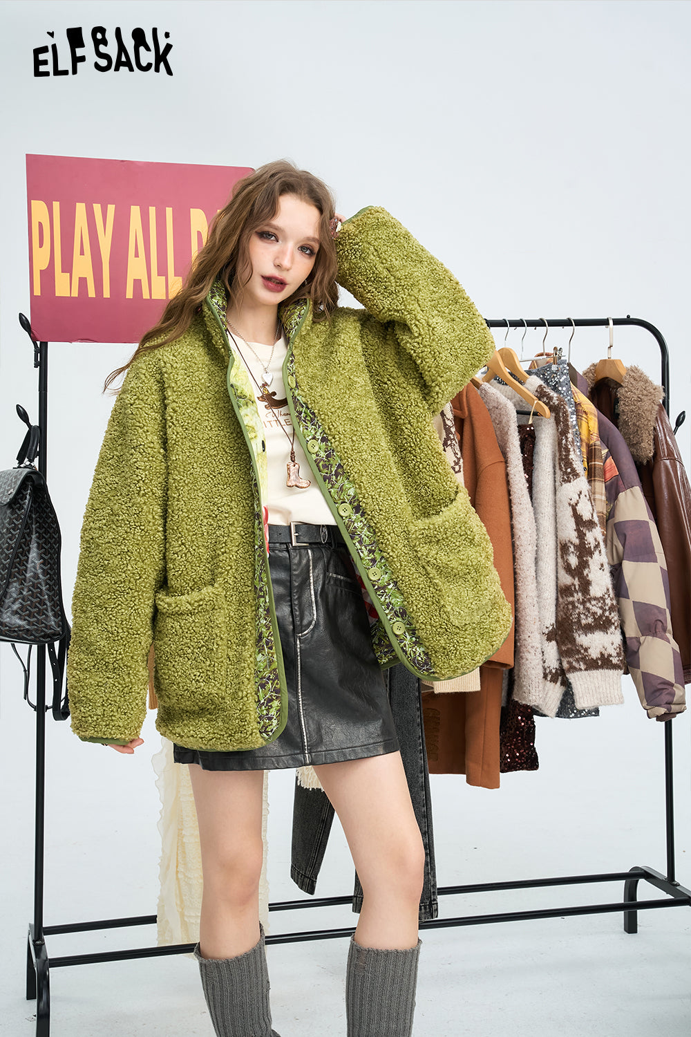 ELFSACK Women's cotton jacket with bear print, both front and back, green fluffy and cute jacket