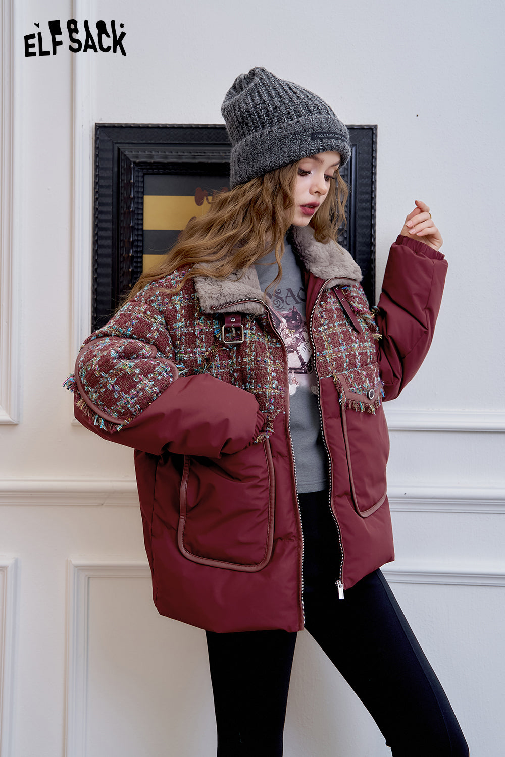 
                  
                    ELFSACK 2024 Winter New Arrivals Dark red contrast stitching down jacket for women
                  
                