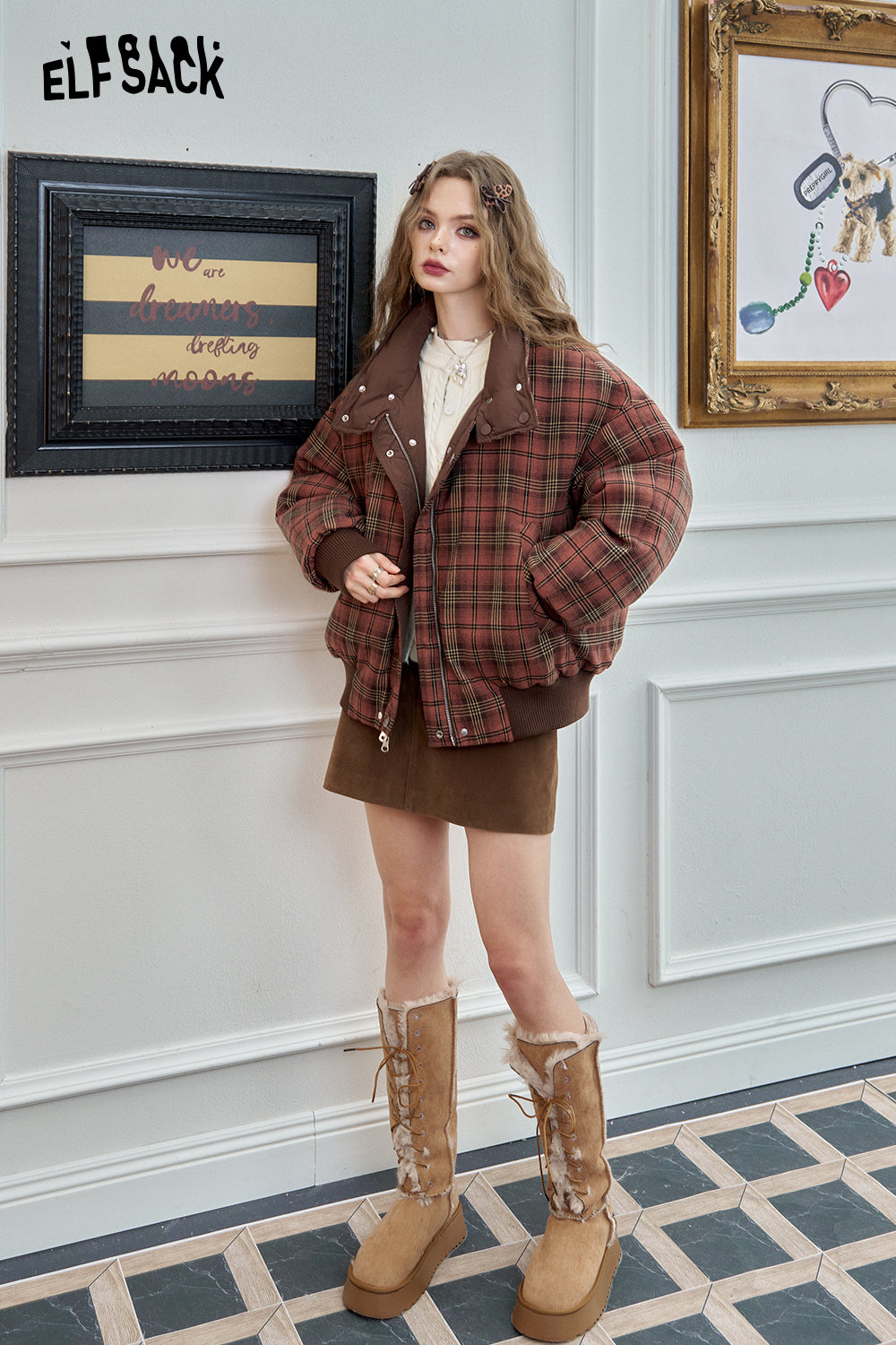 ELFSACK Retro reversible red plaid short down jacket
