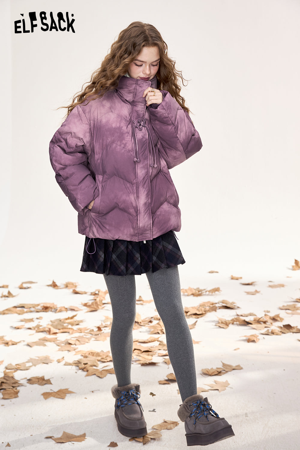 ELFSACK Retro gradient purple frog design short down jacket
