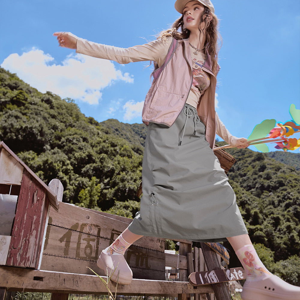 ELFSACK 2024 Autumn New Arrive Gray three-proof mountain workwear natural waist sports loose straight outdoor skirt for women