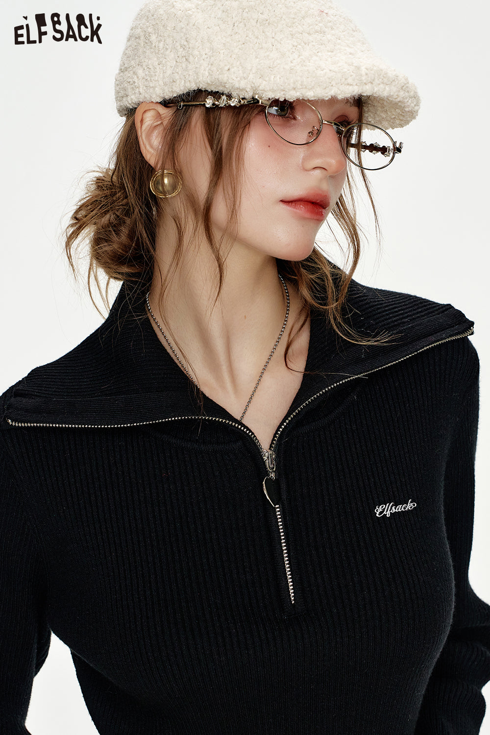 ELFSACK Black embroidery heart-shaped zipper lapel knitted long-sleeved short A-line dress