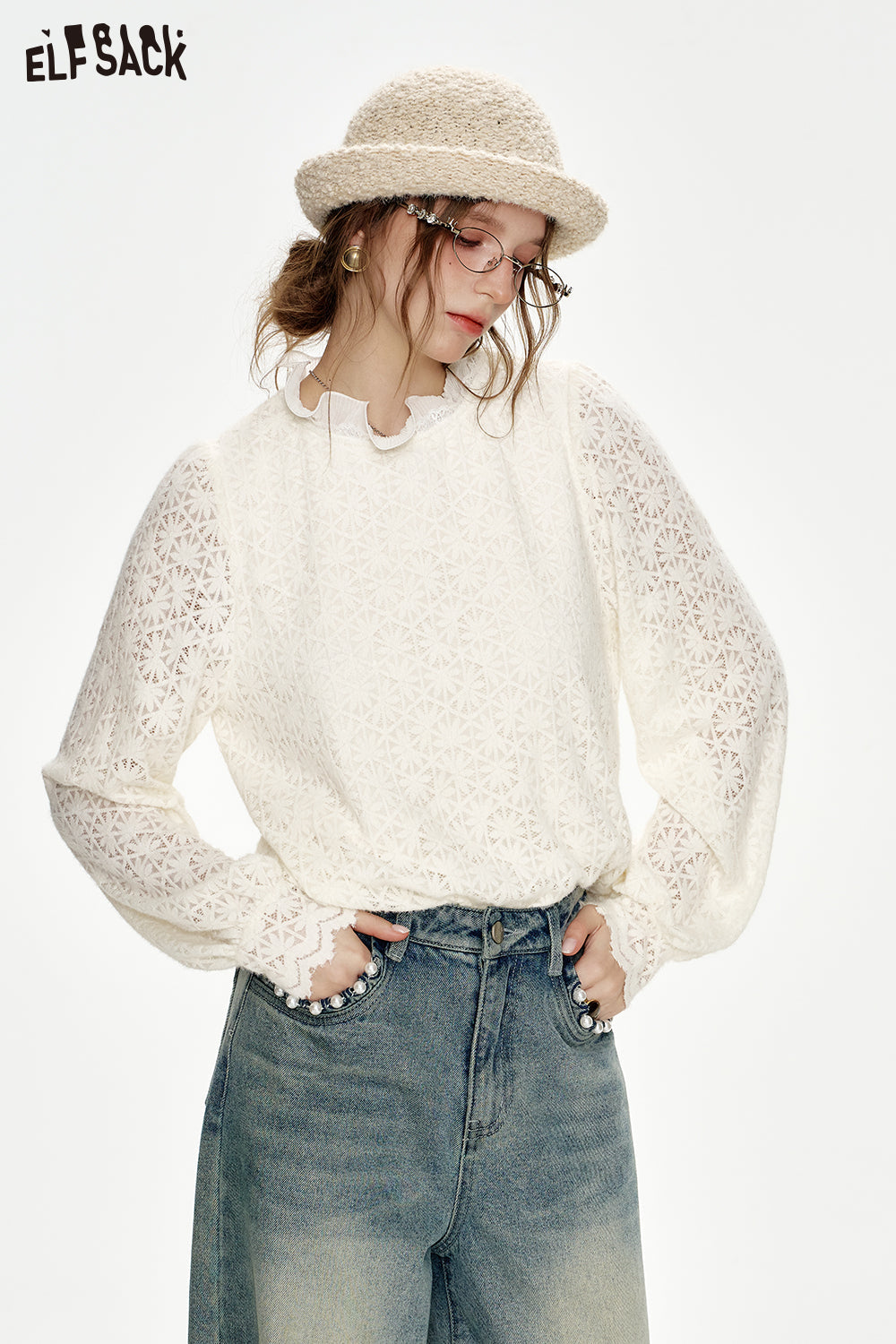 ELFSACK 2024 Winter New Arrivals Sweet preppy style white lace collar blouse