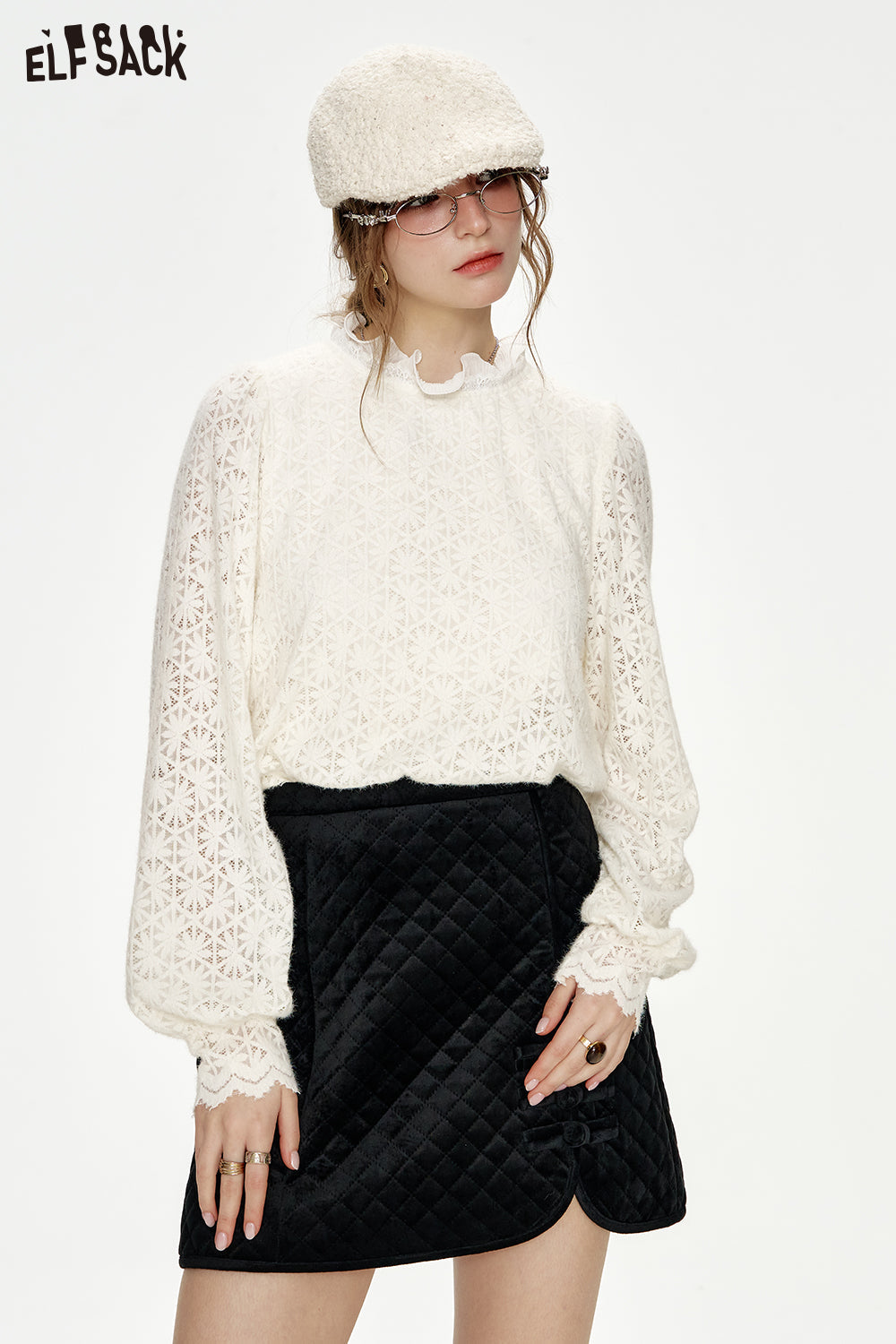 ELFSACK 2024 Winter New Arrivals Sweet preppy style white lace collar blouse