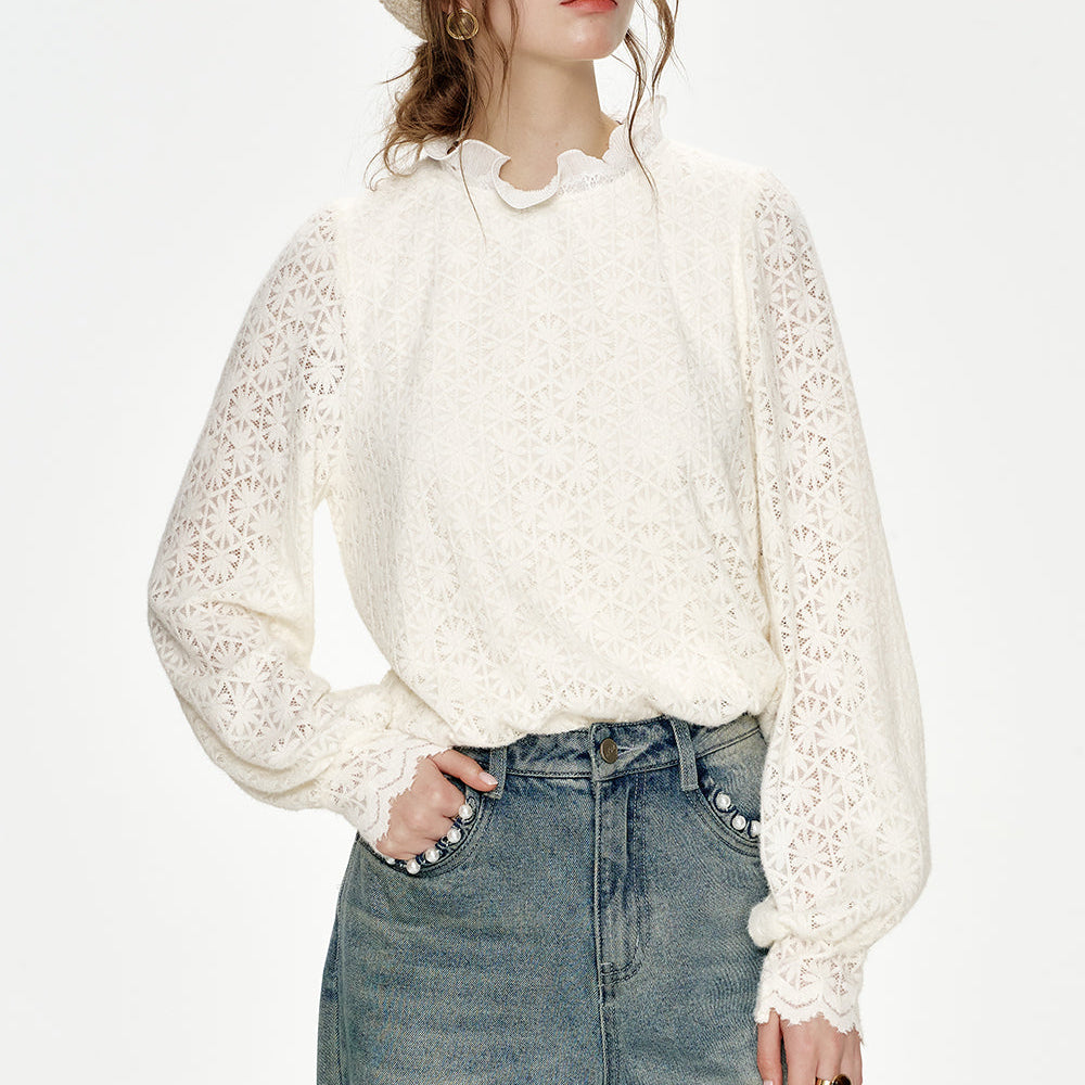 
                  
                    ELFSACK 2024 Winter New Arrivals Sweet preppy style white lace collar blouse
                  
                