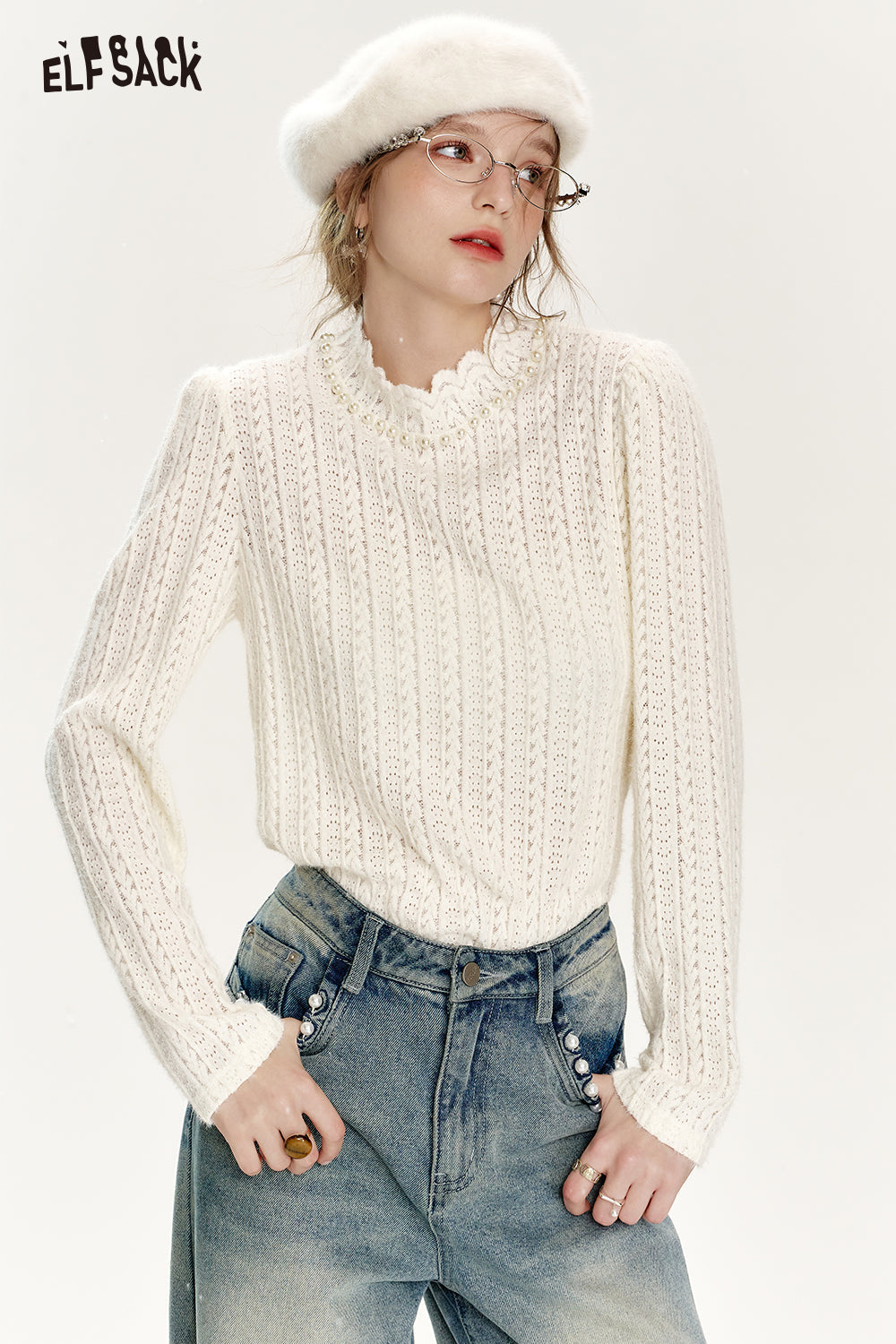 ELFSACK 2024 Winter New Arrivals White semi high collar lace base shirt, women pearl inner top