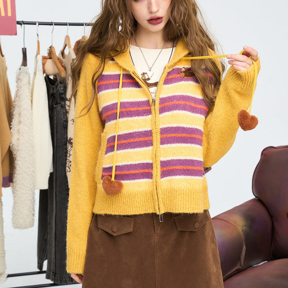 ELFSACK 2024 Winter New Arrivals Color blocking striped hooded zipper sweater cardigan for women, soft and sticky short top