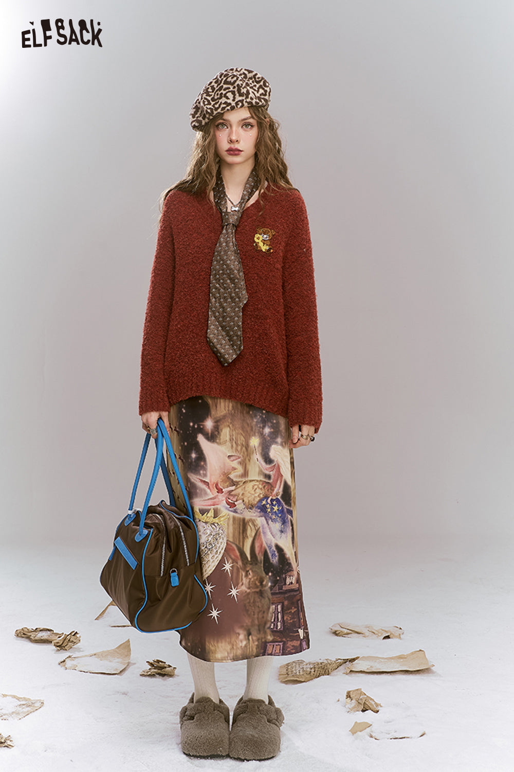 ELFSACK Dark Red Loose Soft V-Neck Bear Patch Sweater Women