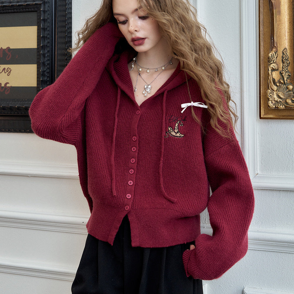 
                  
                    ELFSACK 2024 Winter New Arrivals Retro Preppy Style hooded short sweater cardigan for women
                  
                