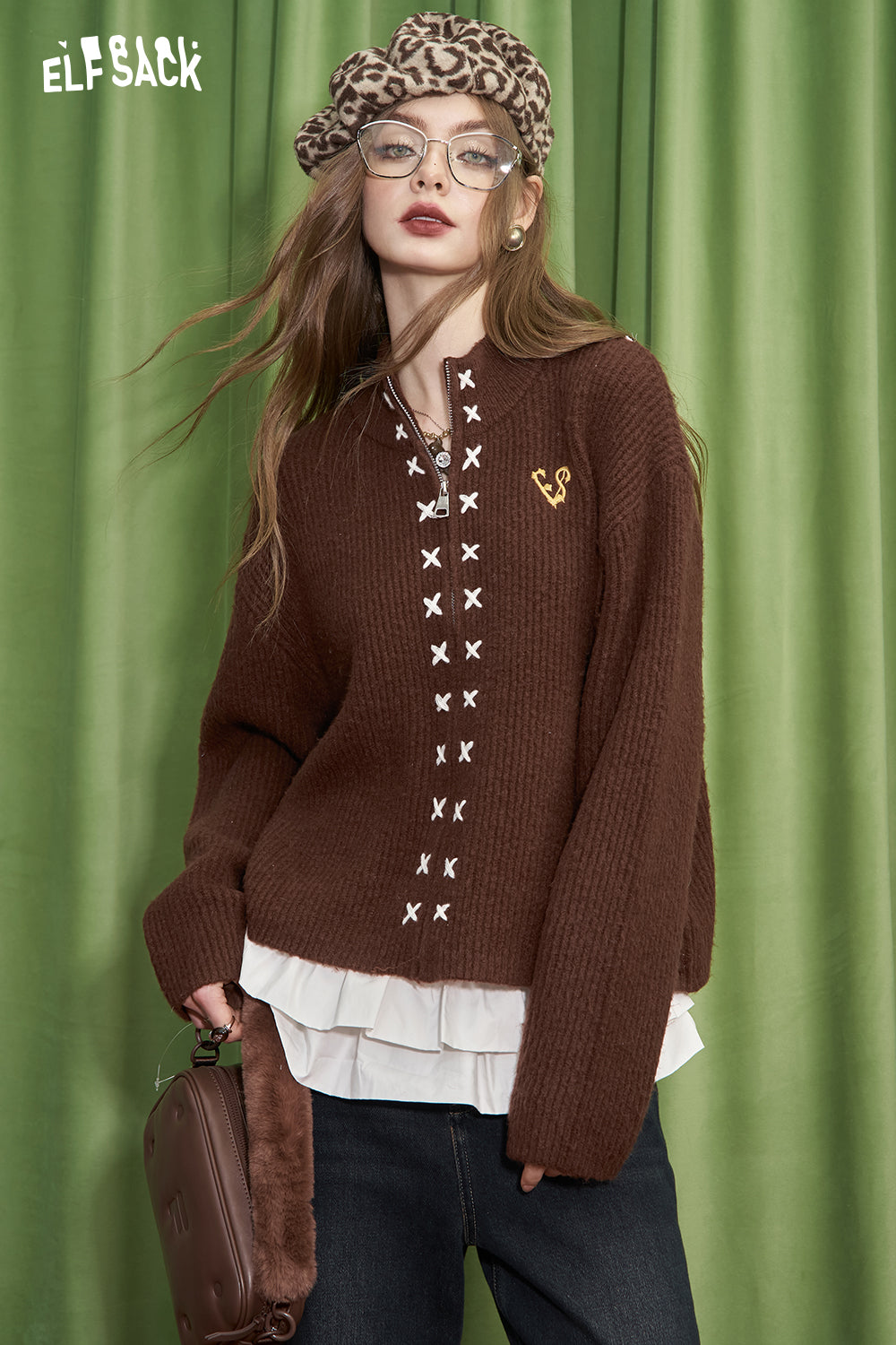 ELFSACK 2024 Winter New Arrivals Milard Embroidered Knitted Cardigan Women Soft Sweater with Zipper