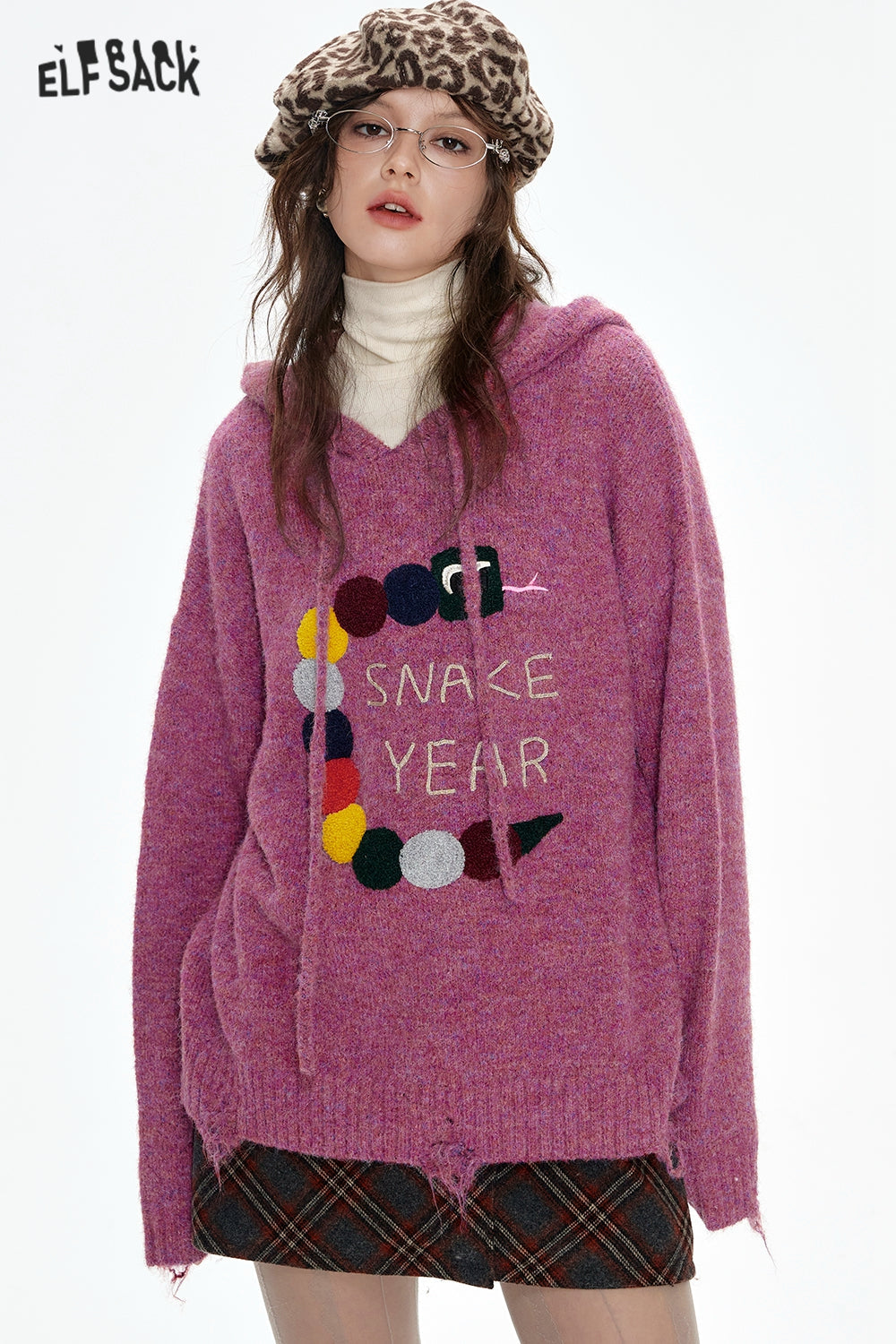 ELFSACK Cartoon snake towel embroidery loose hooded sweater
