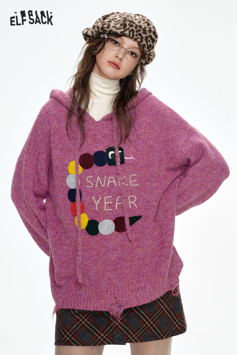 ELFSACK Cartoon snake towel embroidery loose hooded sweater
