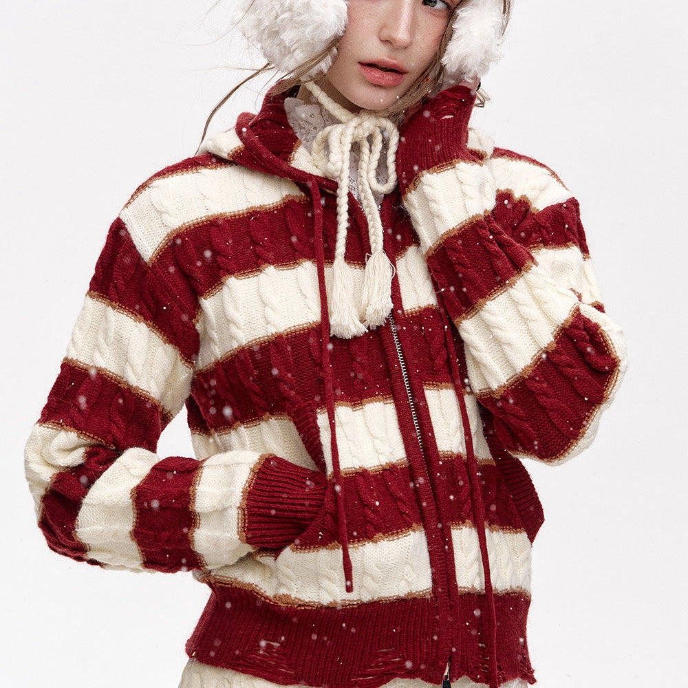 ELFSACK 2024 Winter New Arrivals Hooded Zipper Cardigan Christmas New Year Red and White Striped Embroidered Sweater Women