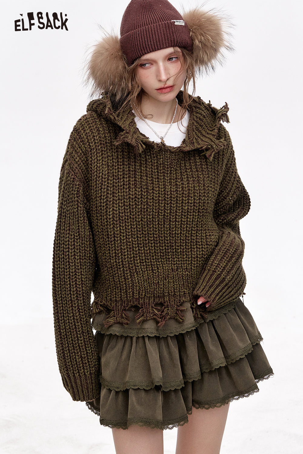 ELFSACK Sweet and cool loose hooded thickened raw edge short sweater