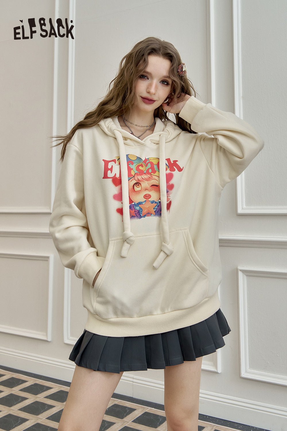 ELFSACK Original cartoon print retro hooded sweatshirt