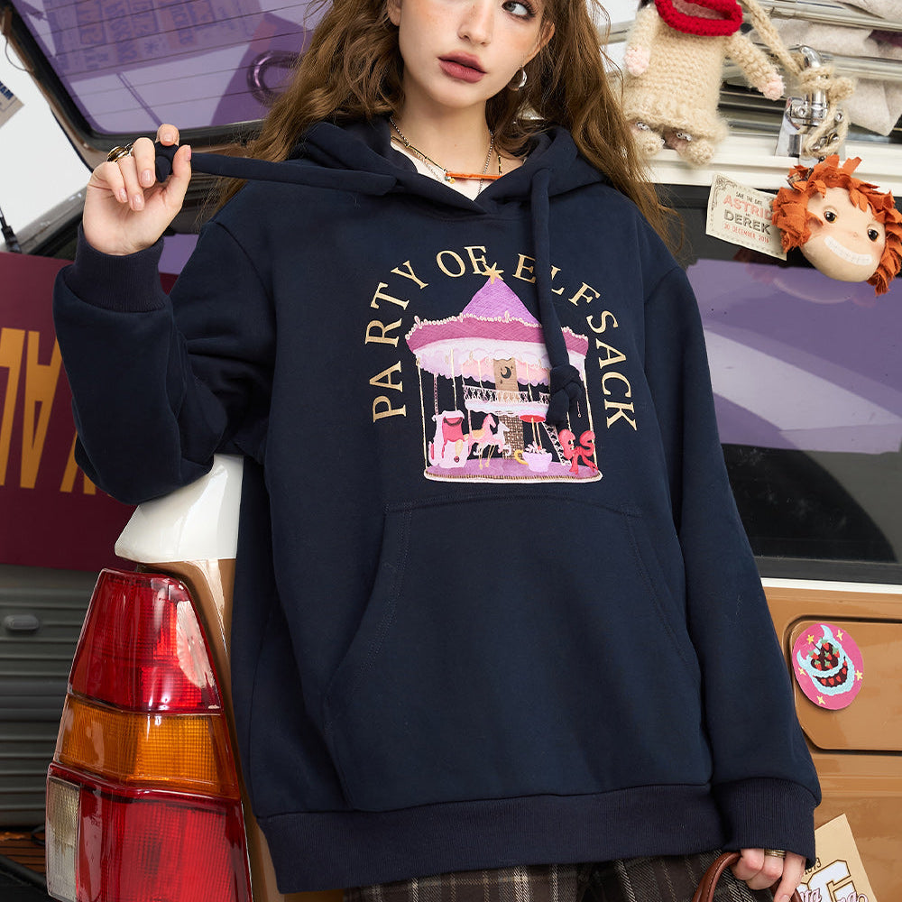 
                  
                    ELFSACK 2024 Winter New Arrivals Original cartoon print retro hooded sweatshirt for women
                  
                