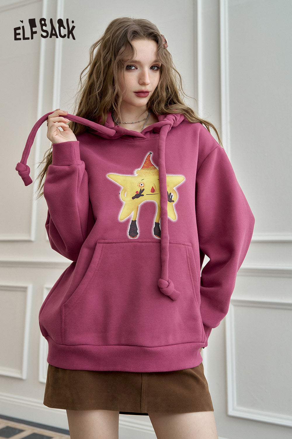 ELFSACK Original cartoon print retro hooded sweatshirt