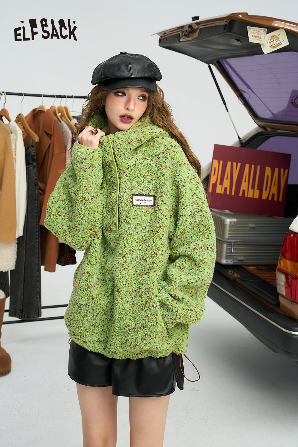 ELFSACK Colorful plush winter coat women