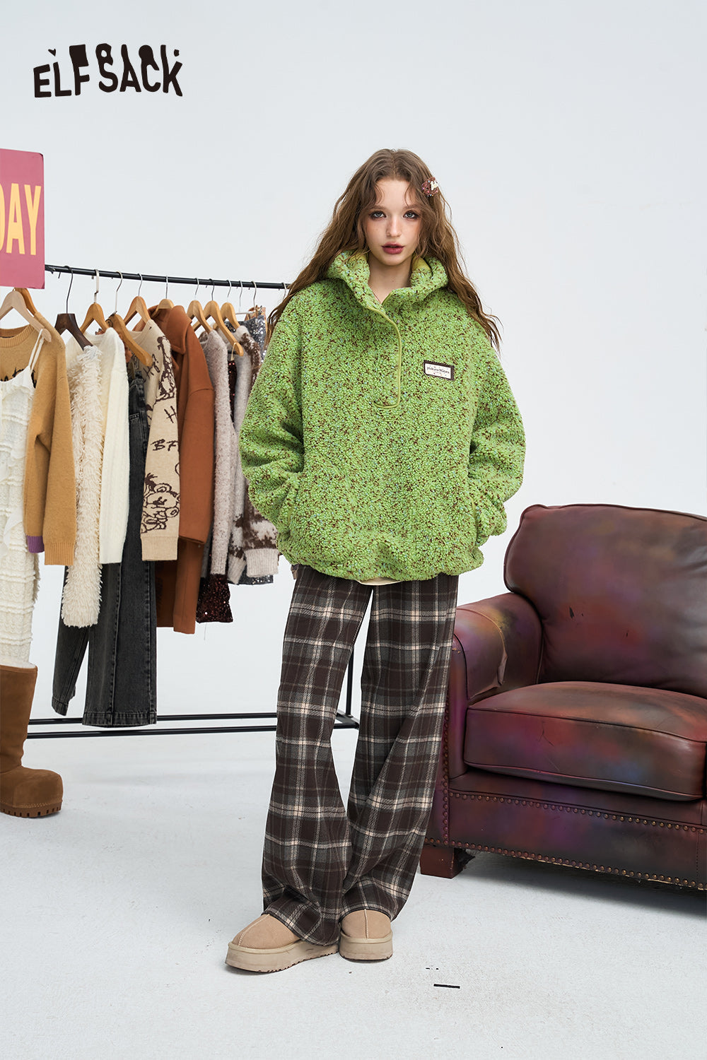 ELFSACK Colorful plush winter coat women