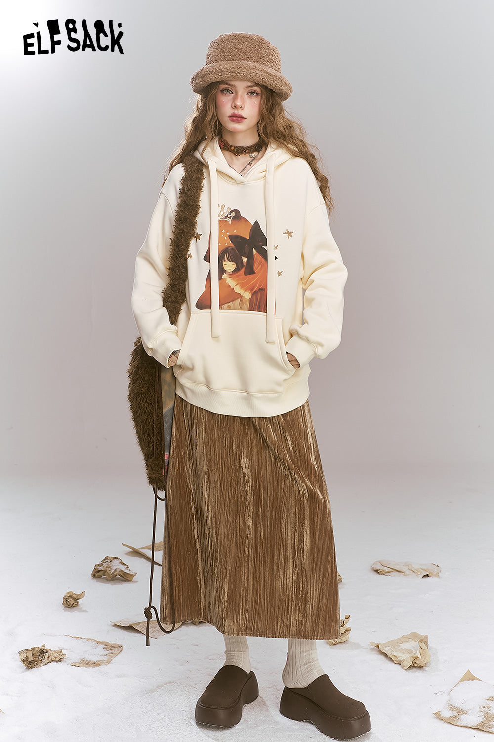 ELFSACK Maillard Cartoon Printed Velvet Hoodie, Loose Casual Top