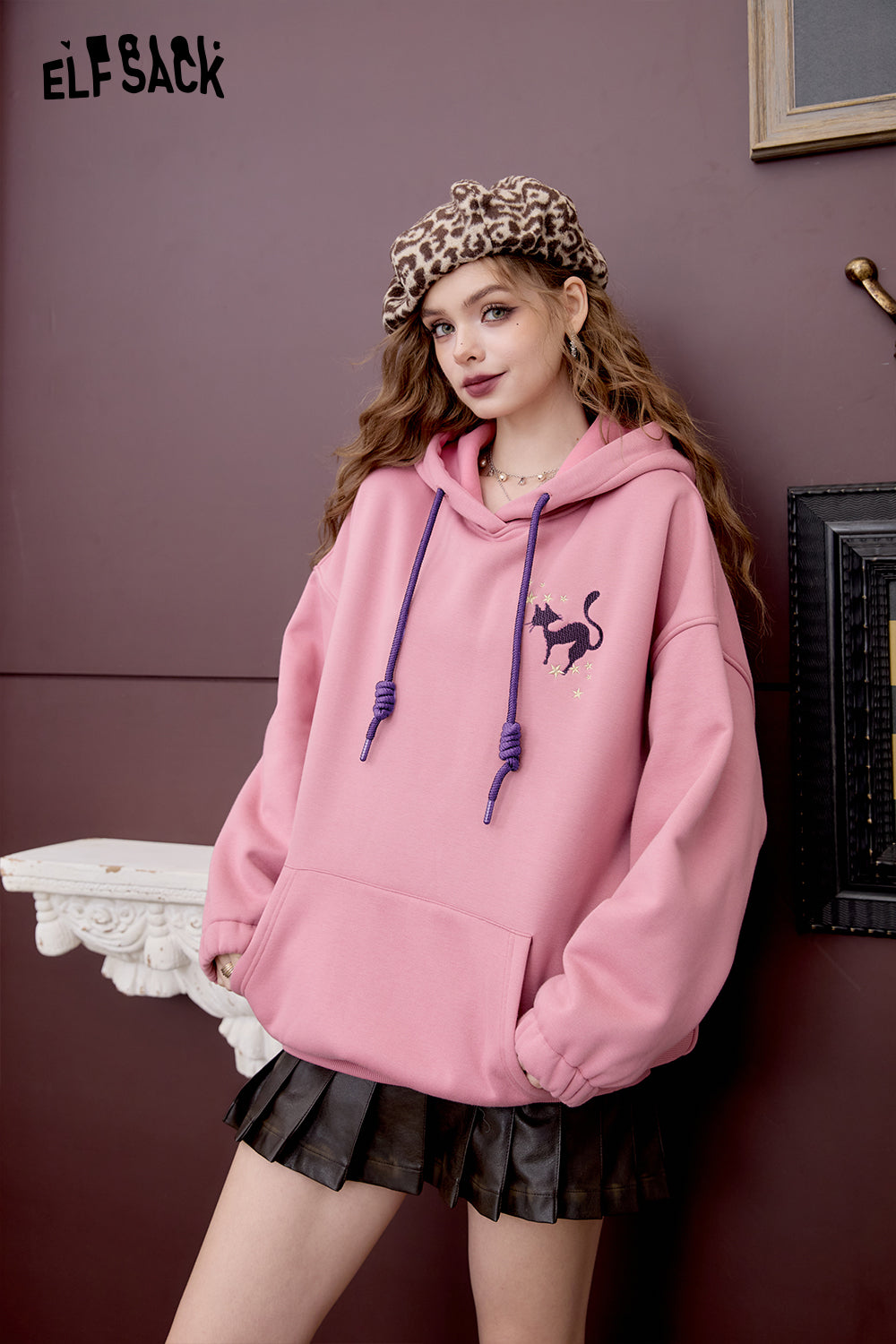 ELFSACK Loose Preppy style witch embroidery hoodie retro cute fleece top