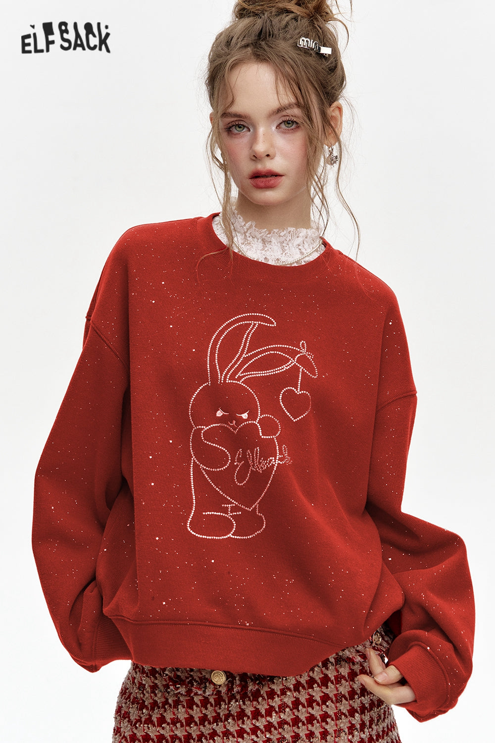 ELFSACK 2024 Winter New Arrivals Round neck loose new year red plus velvet sweatshirt for women