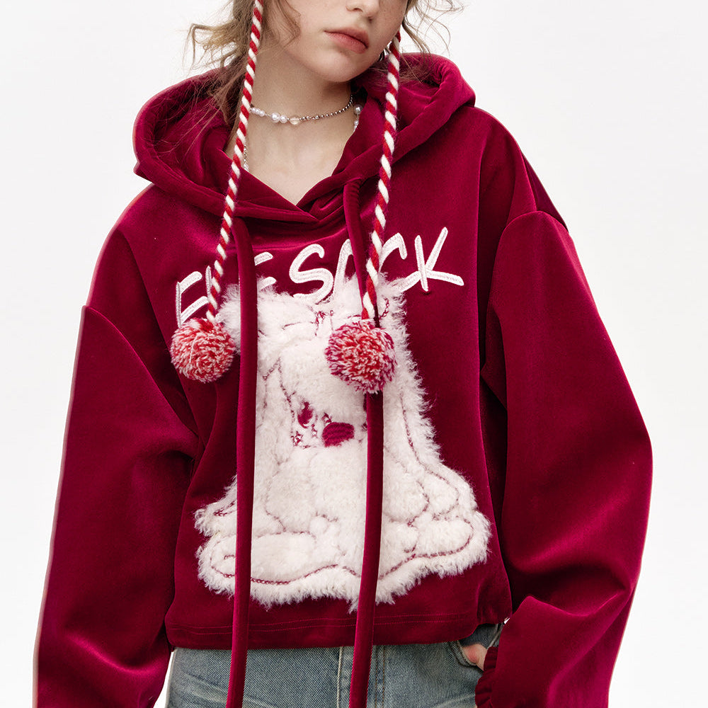 ELFSACK 2024 Winter New Arrivals Y2K New Year Red Rabbit Printed Velvet Short Hoodie for Women