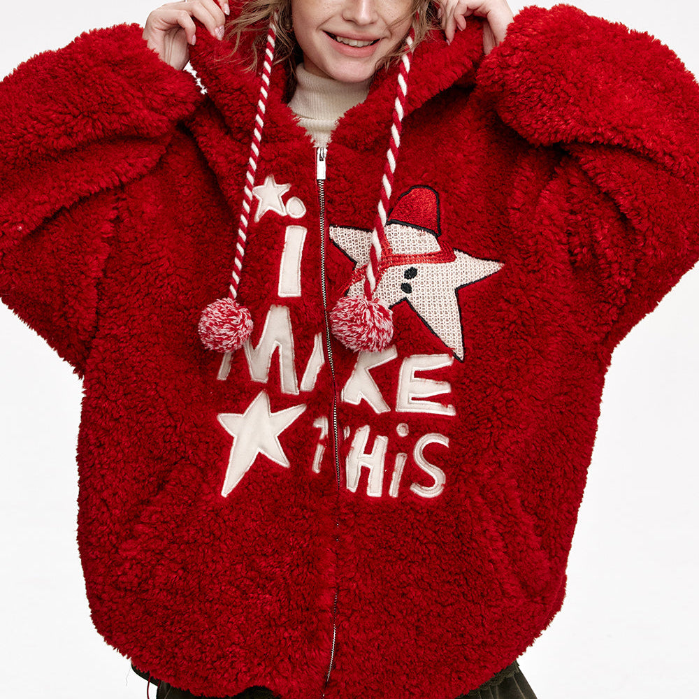 ELFSACK 2024 Winter New Arrivals Plush Red Star Letters Hooded Short Jacket Women