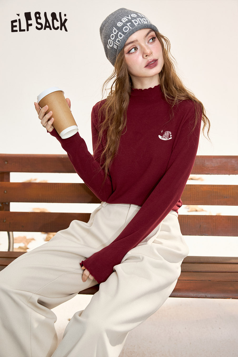 ELFSACK Half turtleneck long-sleeved T-shirt, ruffled edge, cat embroidery, slim fit bottoming shirt