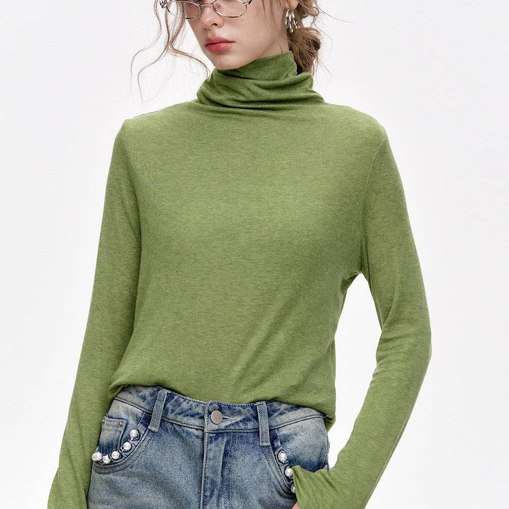 
                  
                    ELFSACK 2024 Winter New Arrivals Pile collar inner wear sweater women solid color bottom T-shirt
                  
                