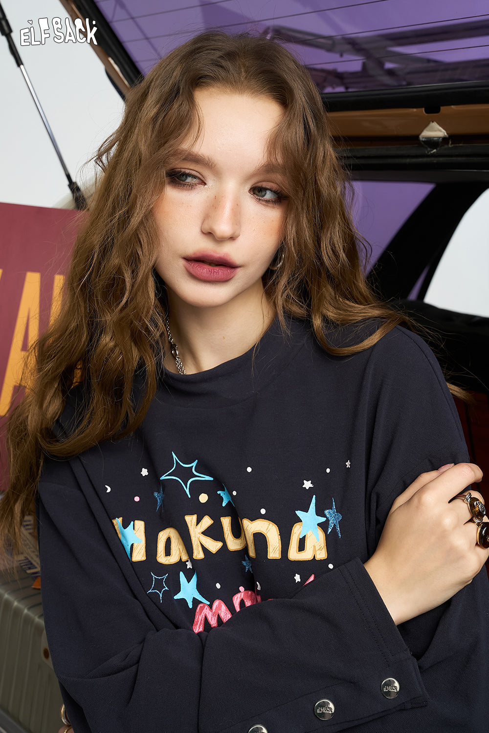 ELFSACK Original printed high neck loose knit sweater