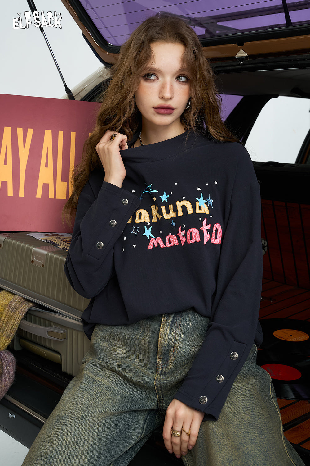 ELFSACK Original printed high neck loose knit sweater