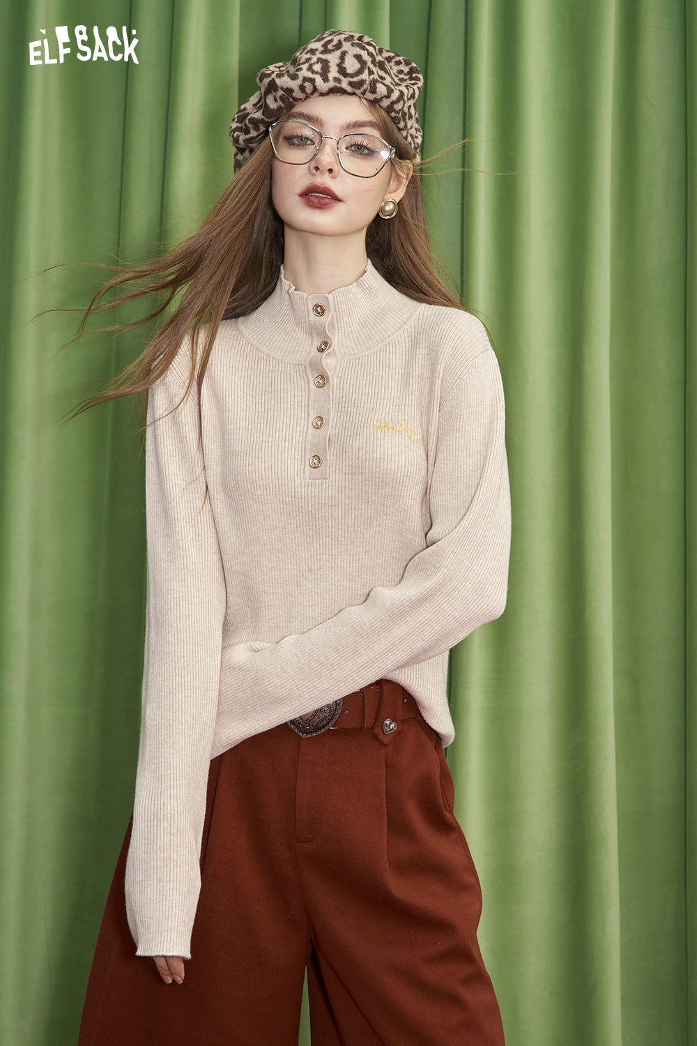 ELFSACK Korean style slim fit high collar letter embroidery sweater