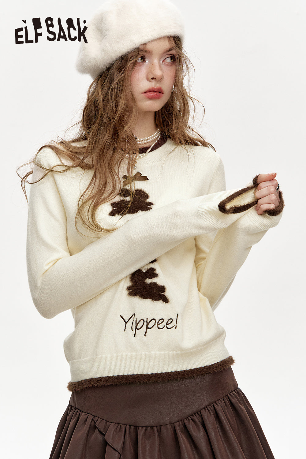 ELFSACK Crew neck faux plush bunny print short knitted pullover