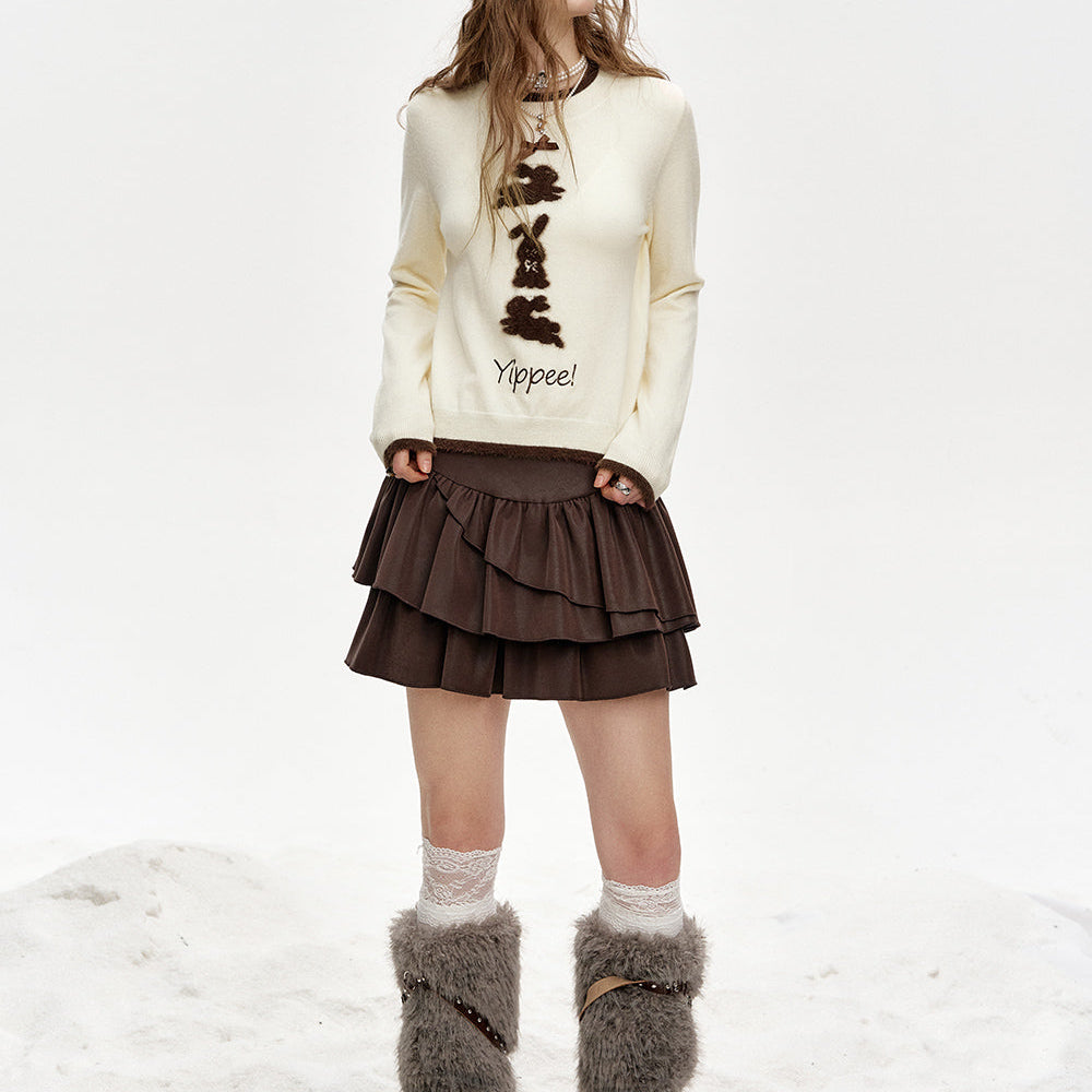 
                  
                    ELFSACK 2024 Winter New Arrivals Crew neck faux plush bunny print short knitted pullover
                  
                