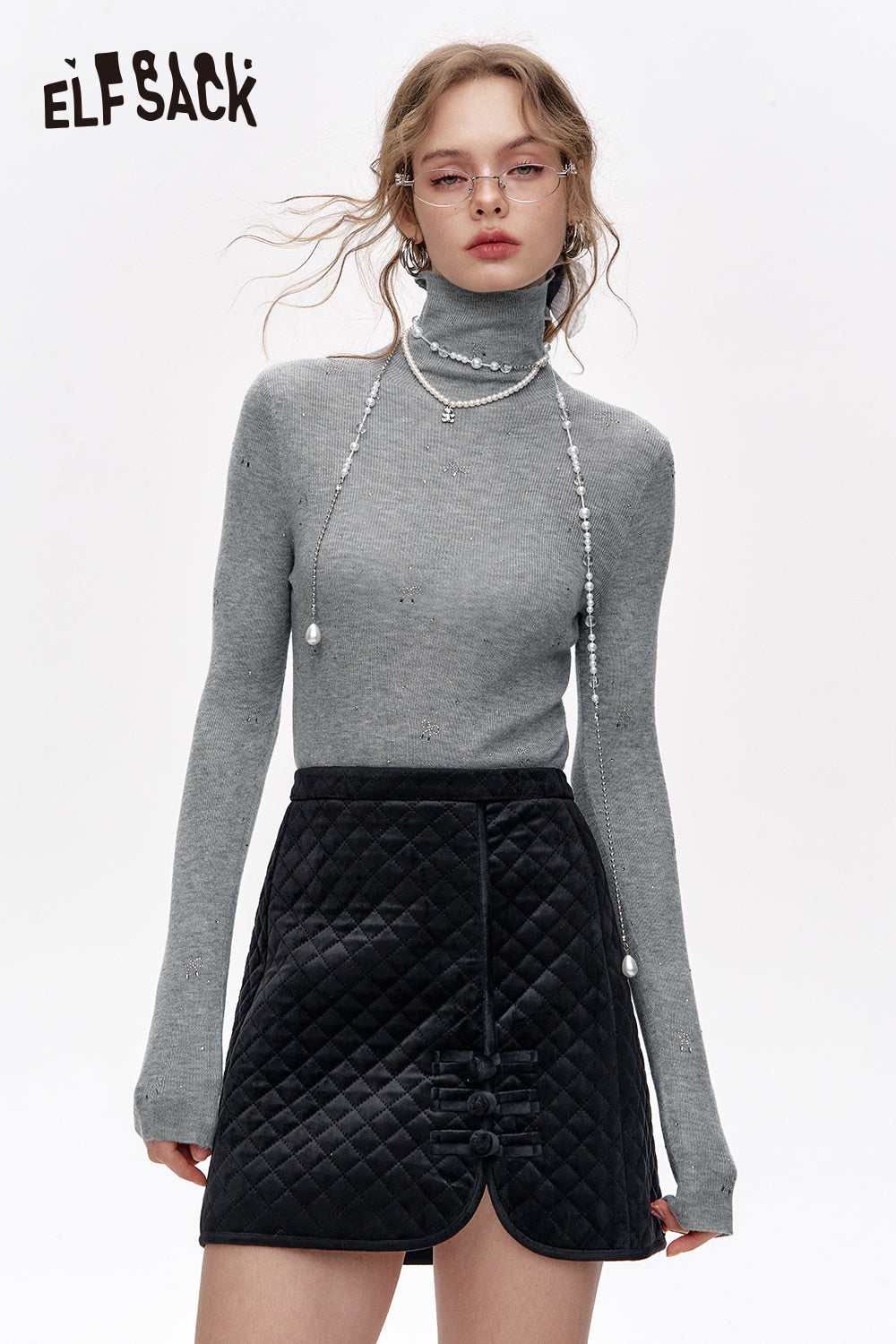 ELFSACK Sweet turtleneck bow fine glitter slim-fitting knitted sweater