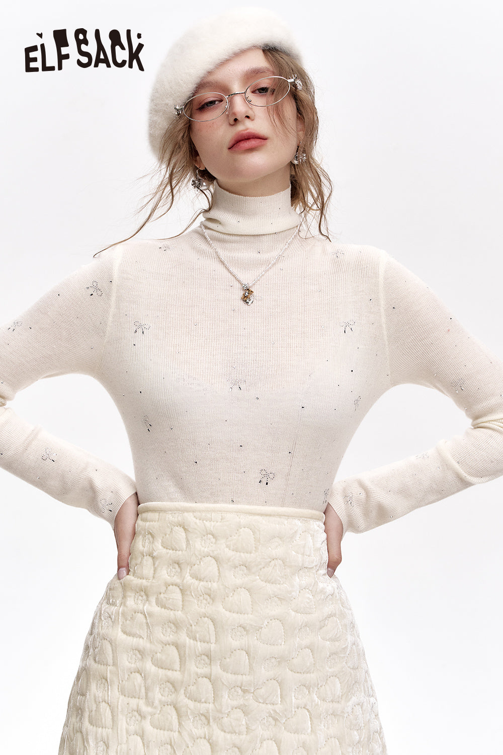 ELFSACK Sweet turtleneck bow fine glitter slim-fitting knitted sweater