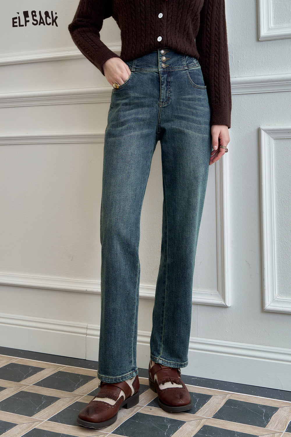 ELFSACK Fitted Flare Black Jeans High-Waisted Korean Style Commuter Pants