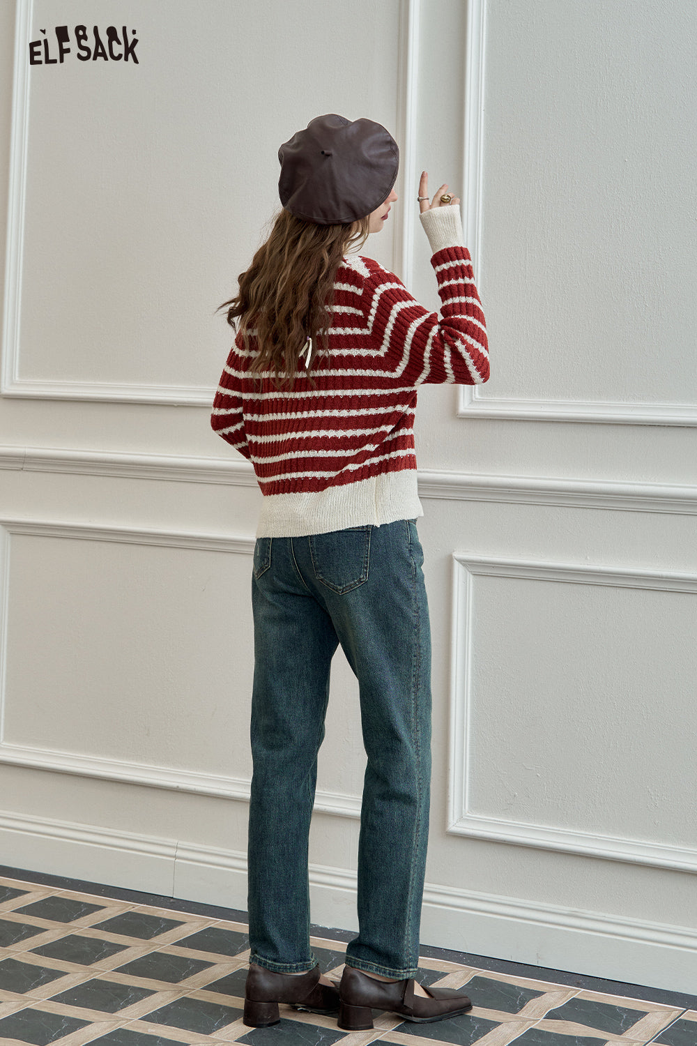 ELFSACK Fitted Flare Black Jeans High-Waisted Korean Style Commuter Pants