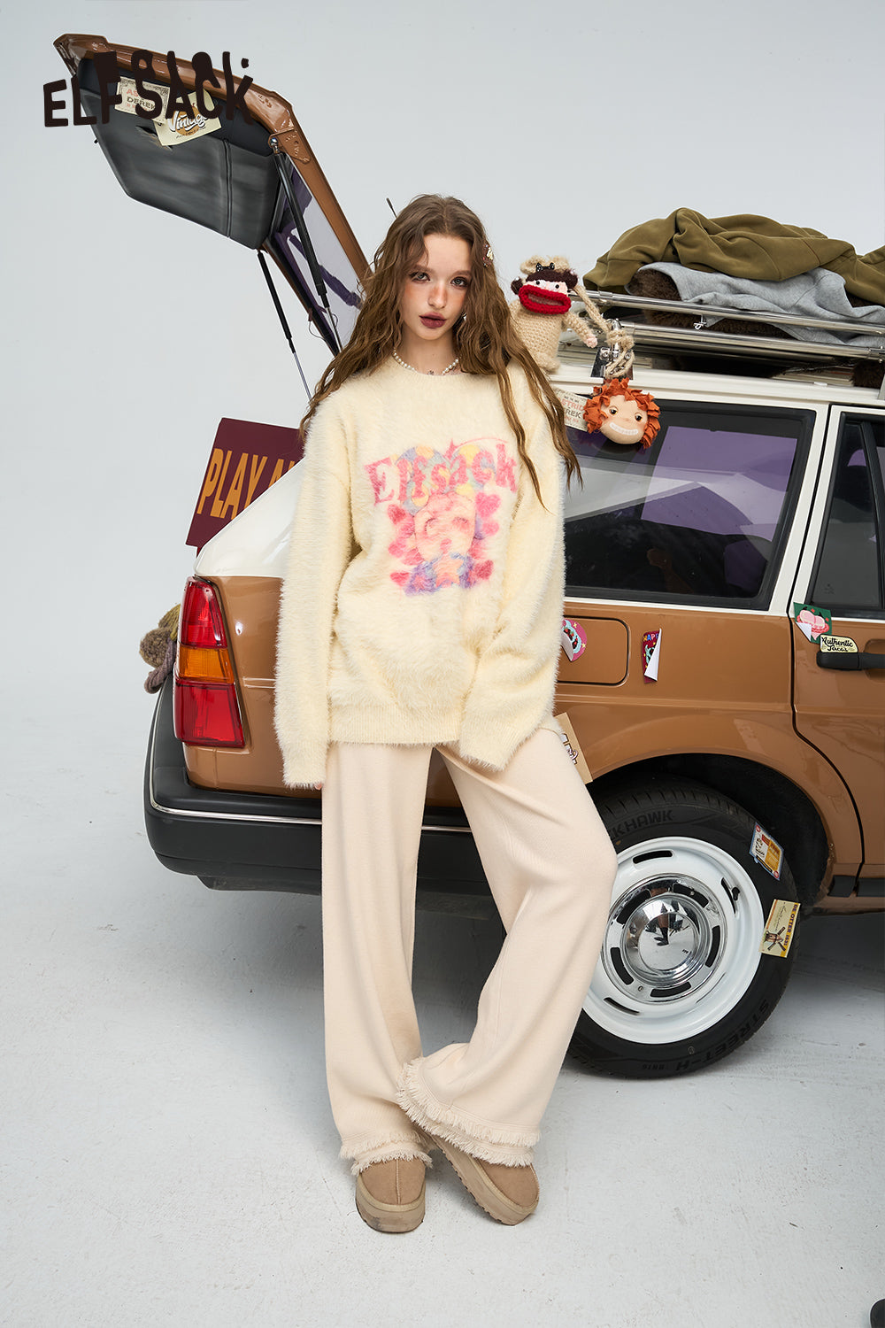ELFSACK Tassel white casual glutinous rice pants, with a relaxed feel